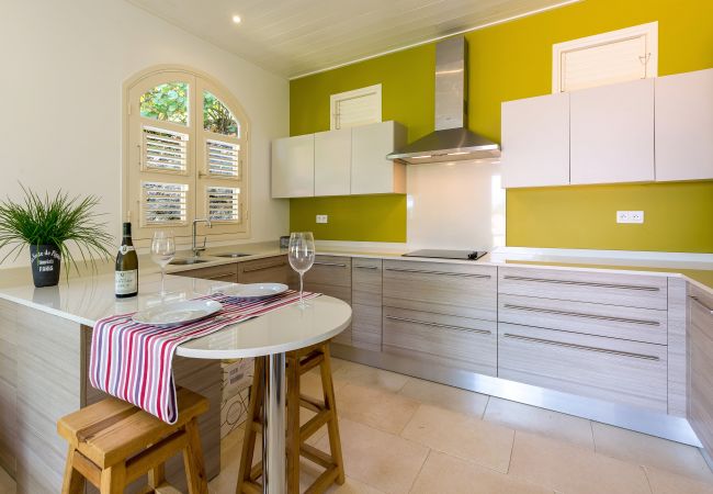 Villa in Le François - House Cerisier Holidreamrentals 1 bedroom - direct access to the sea Villa in Le François - House Cerisier Holidreamrentals 1 bedroom - direct access to the sea