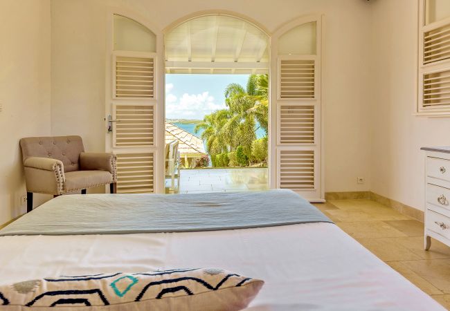 Villa à Le François - Villa Cerisier en bord de mer avec piscine, à deux pas du lagon Villa à Le François - Villa Cerisier en bord de mer avec piscine, à deux pas du lagon