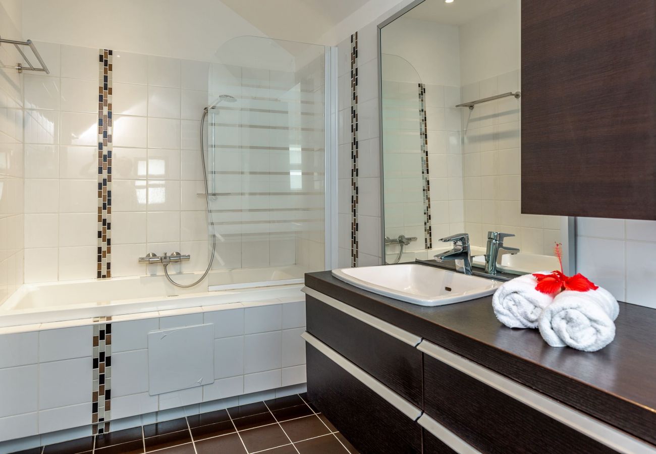 Salle de bain Villa Marine, villa en Guadeloupe à Saint-François Salle de bain Villa Marine, villa en Guadeloupe à Saint-François